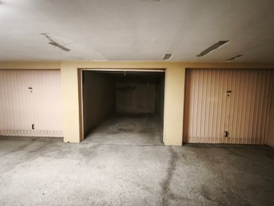 GARAGE A LOUER - CHALON SUR SAONE - 12.5 m2 - 65 &euro; charges comprises par mois