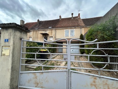 Maison de ville avec jardin - SENNECEY LE GRAND - 100 m2 - VENDU