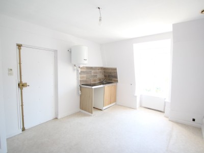 APPARTEMENT TT1 BIS A LOUER - CHAGNY - 24.76 m2 - 370 &euro; charges comprises par mois