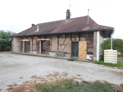 Ferme bressane avec dépendances A VENDRE - LA CHAUX - 79 m2 - 119 900 &euro;
