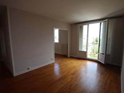 APPARTEMENT T2 A LOUER - CHALON SUR SAONE QUARTIER BELLEVUE - 49 m2 - 435€ charges comprises par mois