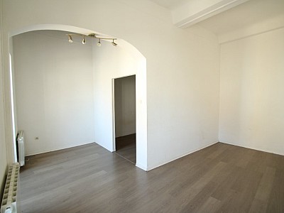 APPARTEMENT T2 A LOUER - CHAGNY - 33.48 m2 - 400 &euro; charges comprises par mois
