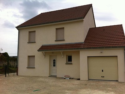 MAISON A LOUER - BLIGNY LES BEAUNE - 130.85 m2 - 1�150�&euro; charges comprises par mois
