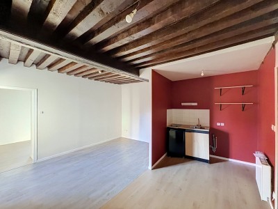 APPARTEMENT T2 A LOUER - CHAGNY - 41.76 m2 - 460 &euro; charges comprises par mois