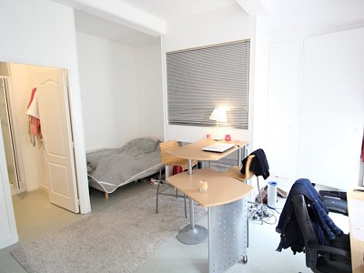 APPARTEMENT T1 A LOUER - PARAY LE MONIAL - 28 m2 - 315 € charges comprises par mois