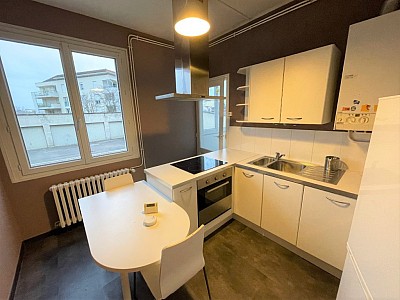 APPARTEMENT T2 A LOUER - CHALON SUR SAONE - 55.12 m2 - 545€ charges comprises par mois