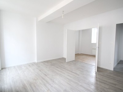 APPARTEMENT T2 A LOUER - GIVRY - 38.98 m2 - 350�&euro; charges comprises par mois