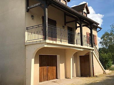 MAISON A LOUER - GRANGES - 158.4 m2 - 960€ charges comprises par mois