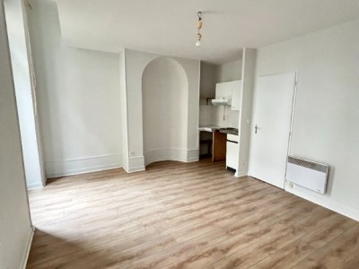 STUDIO A LOUER - DIJON Centre-ville - 29.43 m2 - 490€ charges comprises par mois