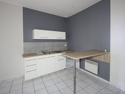 APPARTEMENT T2 A LOUER - CHALON SUR SAONE - 35.95 m2 - 435€ charges comprises par mois