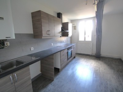 APPARTEMENT T3 A LOUER - CHAGNY - 80.27 m2 - 693�&euro; charges comprises par mois