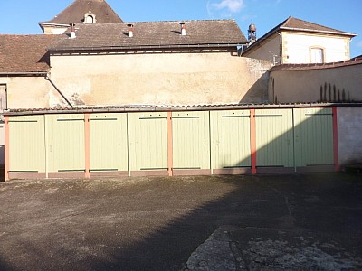 GARAGE A LOUER - AUTUN - 56,14€ charges comprises par mois