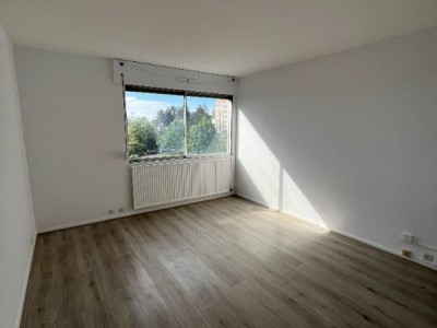 APPARTEMENT T2 A LOUER - DIJON - 47 m2 - 640€ charges comprises par mois