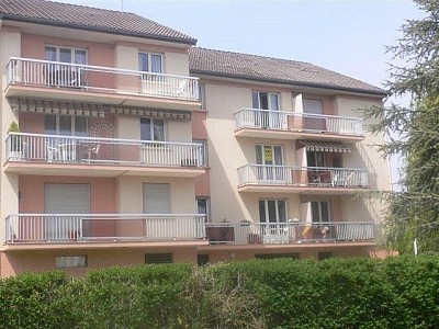 APPARTEMENT T2 A LOUER - BEAUNE 18 RUELLE BERTHET - 52.08 m2 - 622�&euro; charges comprises par mois