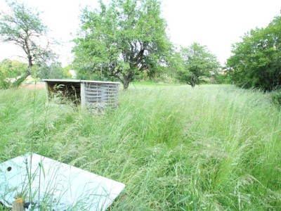 PRE A LOUER - RULLY - 2500 m2 - 100 € charges comprises par mois