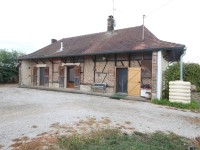 Ferme bressane avec dépendances A VENDRE - LA CHAUX - 79 m2 - 119 900 €
