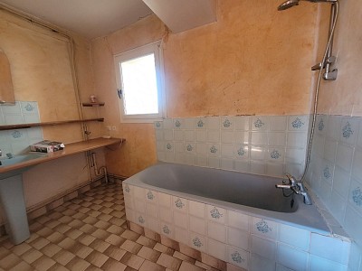 FERMETTE A VENDRE - LA MOTTE ST JEAN - 73,17 m2 - 196000 €
