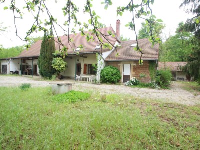 Ferme bressane avec terrain A VENDRE - ST GERMAIN DU BOIS - 248 m2 - 229000 €