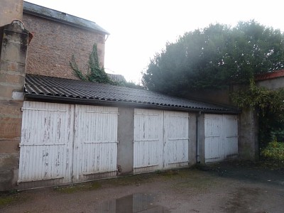 GARAGE A LOUER - AUTUN quartier gare - 45 € charges comprises par mois