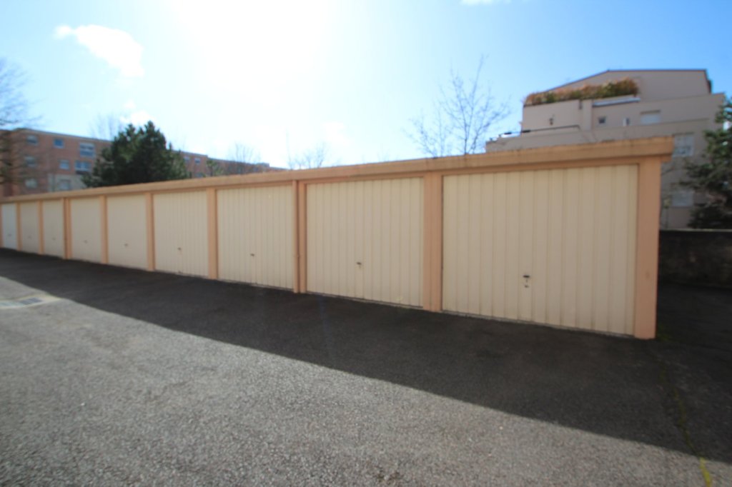 GARAGE DIJON LOUÉ Immobilier DIJON 19 agences immobilières en Bourgogne Neyrat Immobilier