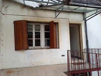 IMMEUBLE A VENDRE - ARNAY LE DUC - 330 m2 - 67000 €