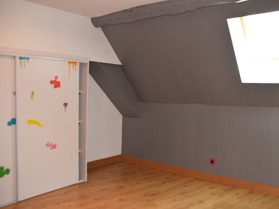 Immeuble Appartement et local commercial A VENDRE - ARNAY LE DUC - 84 m2 - 59500 €