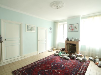 IMMEUBLE A VENDRE - AUTUN - 248 m2 - 193000 €