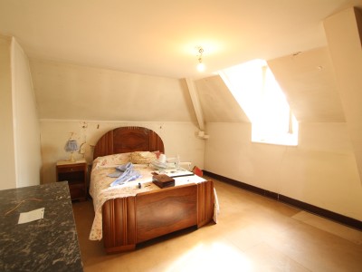 IMMEUBLE A VENDRE - AUTUN - 248 m2 - 193000 €