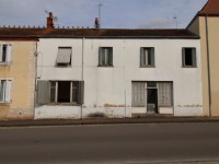 immeuble avec 2 logements et dépendances - SIMANDRE - 195 m2 - VENDU