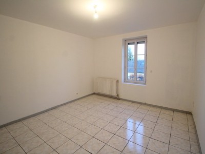 IMMEUBLE DE RAPPORT A VENDRE - MERVANS - 193,38 m2 - 212000 €