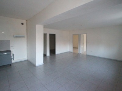 IMMEUBLE DE RAPPORT A VENDRE - MERVANS - 193,38 m2 - 212000 €