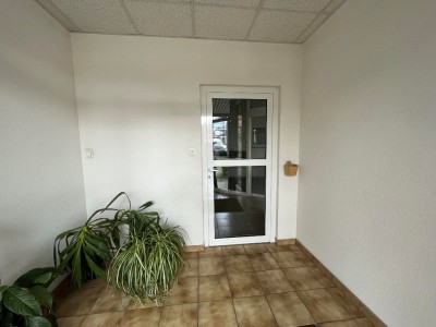 LOCAL COMMERCIAL A VENDRE - BEAUNE - 162 m2 - 290000 € 