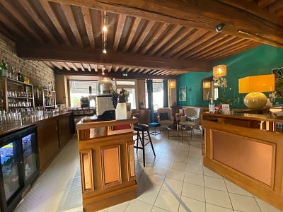 Hotel et restaurant A VENDRE - PARAY LE MONIAL - 692 m2 - 387000 € 