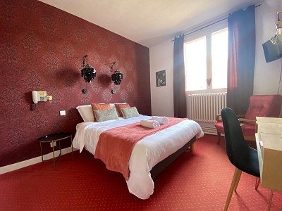 Hotel et restaurant A VENDRE - PARAY LE MONIAL - 692 m2 - 387000 € 