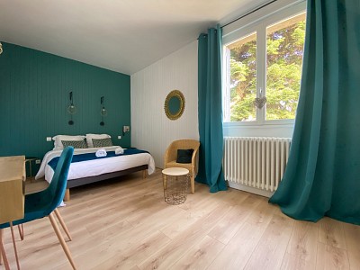 Hotel et restaurant A VENDRE - PARAY LE MONIAL - 692 m2 - 387000 € 