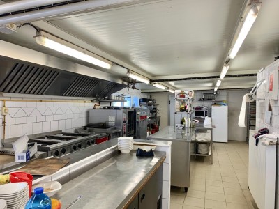 Fond de commerce A VENDRE - ECUISSES - 815 m2 - 370000 € 