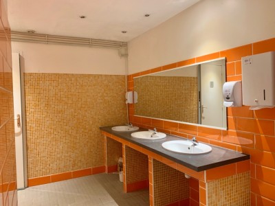 Fond de commerce A VENDRE - ECUISSES - 815 m2 - 370000 € 