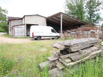Locaux professionnels A VENDRE - LOUHANS - 550 m2 - 139500 € 