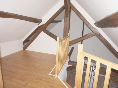 LOFT A LOUER - PARAY LE MONIAL - 81,3 m2 - 650 € charges comprises par mois