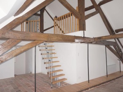 LOFT A LOUER - PARAY LE MONIAL - 81,3 m2 - 650 € charges comprises par mois