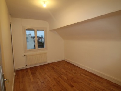 MAISON - BEAUNE - 82 m2 - LOUÉ