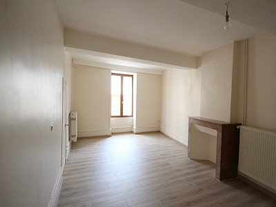 MAISON A LOUER - DEZIZE LES MARANGES - 71,97 m2 - 550 € charges comprises par mois