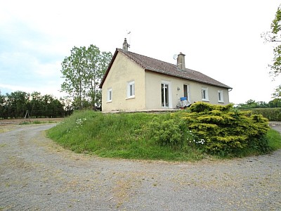 MAISON A LOUER - DRACY ST LOUP - 88,8 m2 - 600 € charges comprises par mois