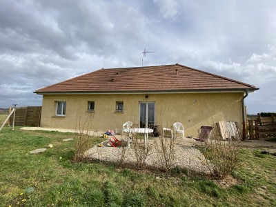 MAISON A LOUER - LOUHANS - 77 m2 - 730 € charges comprises par mois