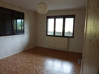 MAISON A LOUER - LUCENAY L EVEQUE CAMPAGNE - 80 m2 - 607 € charges comprises par mois