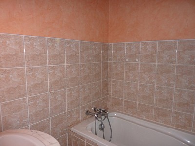 MAISON A LOUER - LUCENAY L EVEQUE CAMPAGNE - 80 m2 - 607 € charges comprises par mois