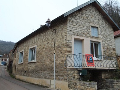 MAISON A LOUER - ST ROMAIN 10 rue de la Perrire - 54,89 m2 - 690 € charges comprises par mois