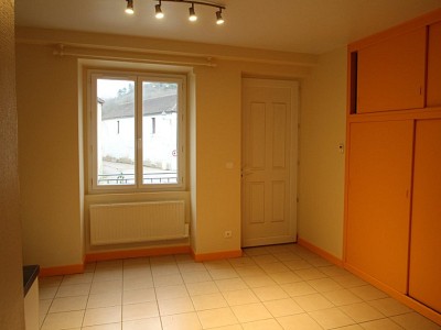 MAISON A LOUER - ST ROMAIN 10 rue de la Perrire - 54,89 m2 - 690 € charges comprises par mois