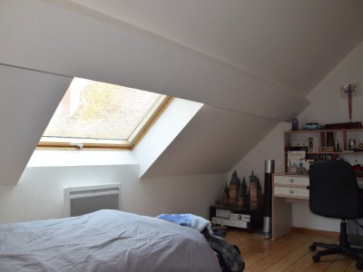 Maison de ville rnove A VENDRE - ARNAY LE DUC quartier calme - 123 m2 - 159000 €