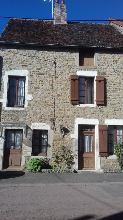Maison de village A VENDRE - ARNAY LE DUC - 90 m2 - 32 000 €